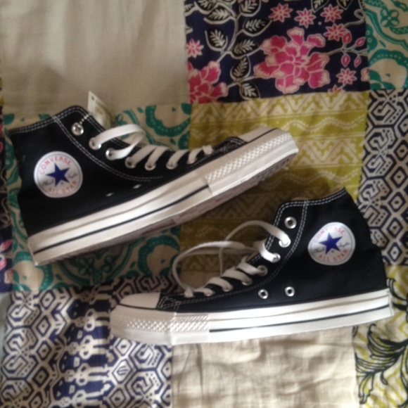 Black Converse Chuck Taylor size 9