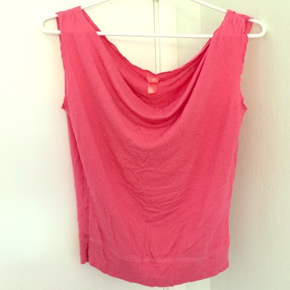 Hollister top