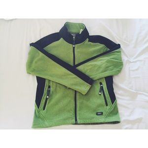 R.E.I fleece outdoor olive green jacket