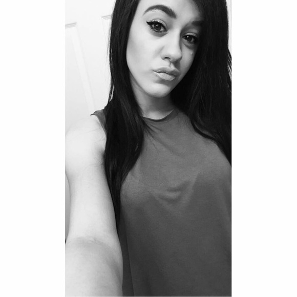 Meet your Posher, Meghen - Picture 2 of 2