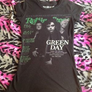 Black Green Day tee