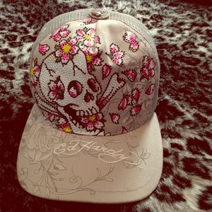 NWOT Ed Hardy Rhinestone Hat