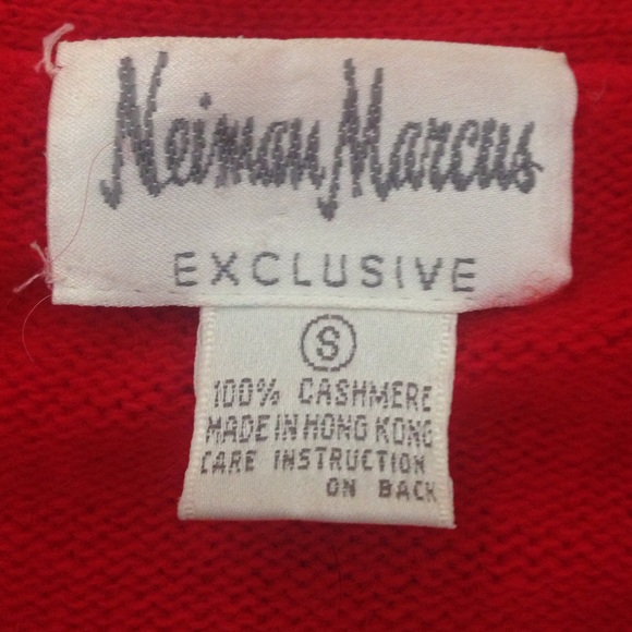Neiman Marcus red 100% cashmere sweater - Picture 2 of 3