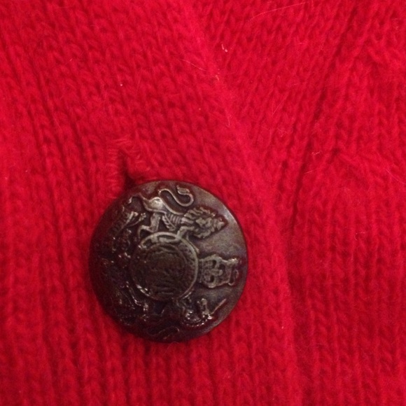 Neiman Marcus red 100% cashmere sweater - Picture 3 of 3