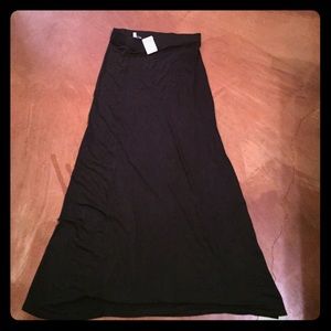 Charolette Russe black maxi skirt NWT! Medium