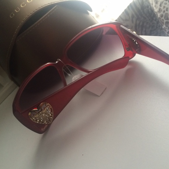 Gucci Oversize Red Lilac Sunglasses GG 3058/S