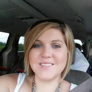 Meet your Posher, Caroline