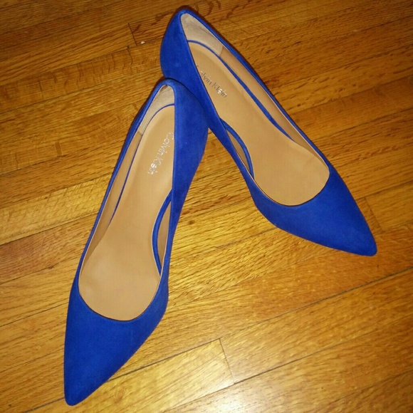Calvin Klein Shoes - TWO DAY SALE Calvin Klein Gayle in Bright Blue