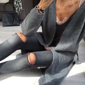 Meet your Posher, Mirela