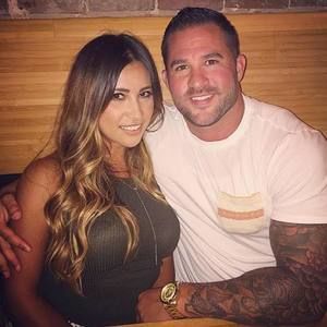 Meet your Posher, Joelle