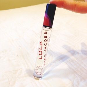 MARC JACOBS LOLA ROLLERBALL PERFUME