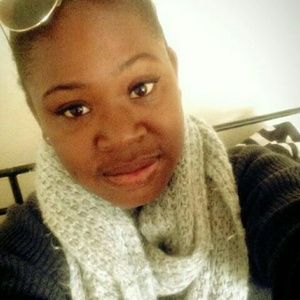 Meet your Posher, Tequea