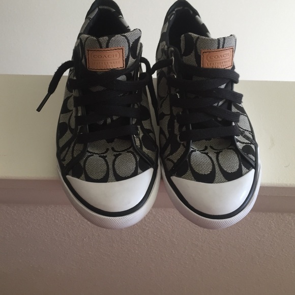 Coach Shoes - Black n gray coach shoe