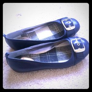 Navy blue flats