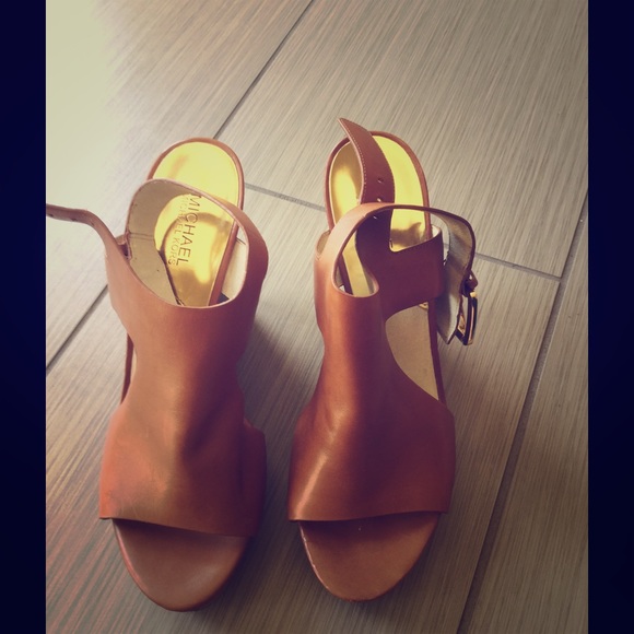 MICHAEL Michael Kors Shoes - Michael Kors "Josephine" wedges-  NEW- size 9.5