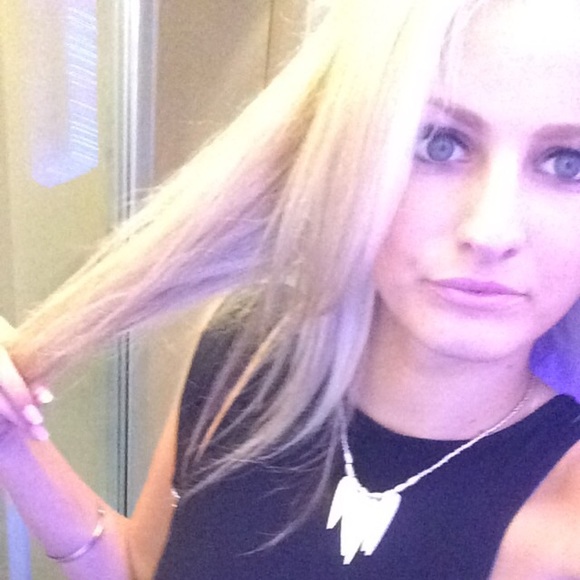 Meet your Posher, Rachel