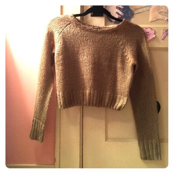 Cropped sweater