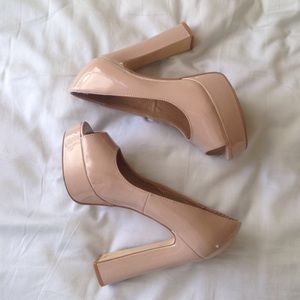 Lightly warn Steve Madden clunky heels