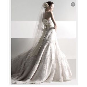 Oleg Cassini new wedding dress