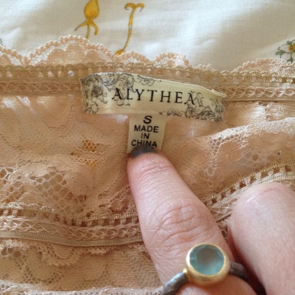 Ivory Lace Bralette - Picture 2 of 3