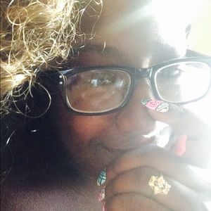 Meet your Posher, Alexandria