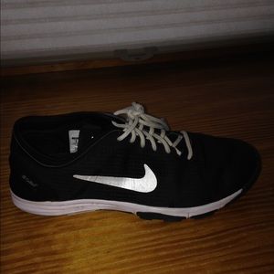 Nike Lunarlon black and white shoes size 9