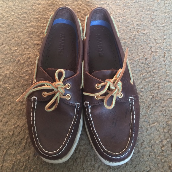 Authentic Brown Sperry
