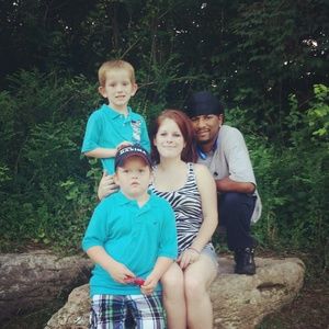 Meet your Posher, Sarah j