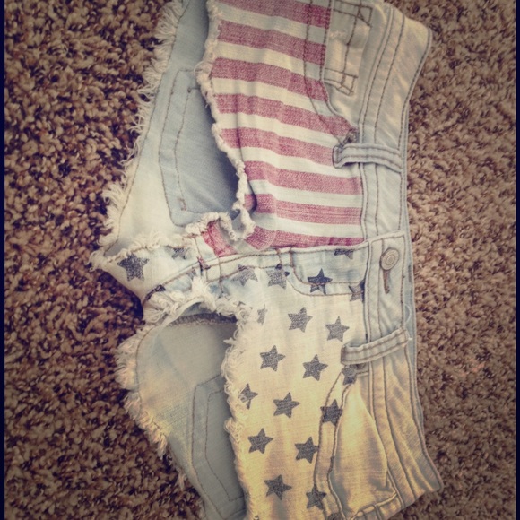 Rue 21, USA flag shorts - Picture 1 of 1