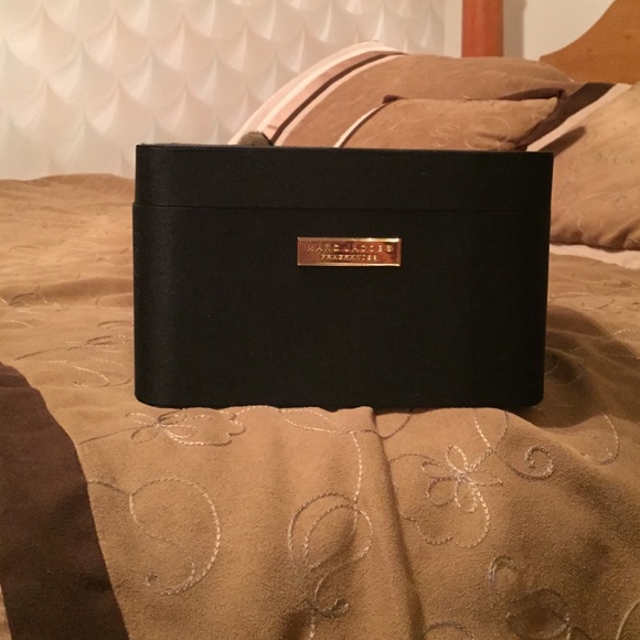 Marc Jacobs black box