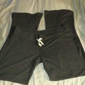 Dark grey heather lounge pants