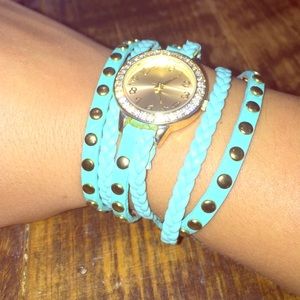 Wrap around watch