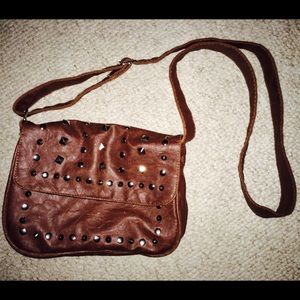 Cross-body purse