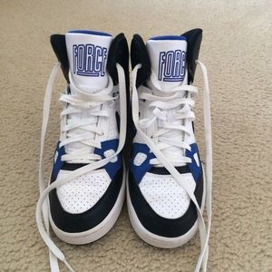 💥SOLD💥Nike Son of Force Sneakers