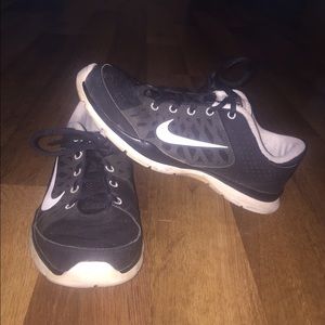 Nike training tennis shoes