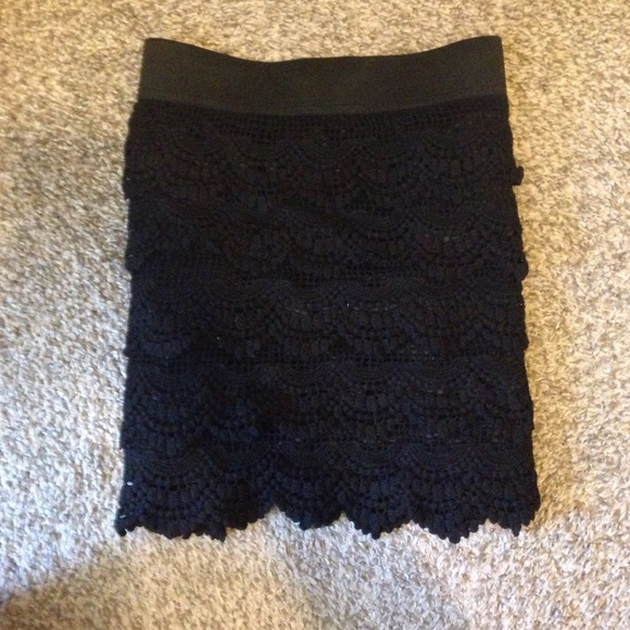 Pretty black Lace detailed skirt