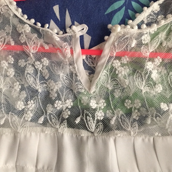 Cute Top - Picture 3 of 3