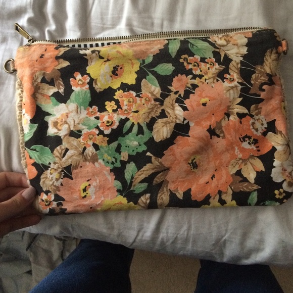 Francesca's clutch