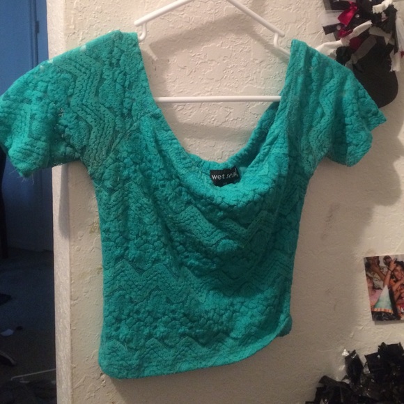 Wet seal crop top