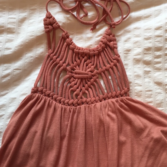 Halter top - Picture 2 of 2