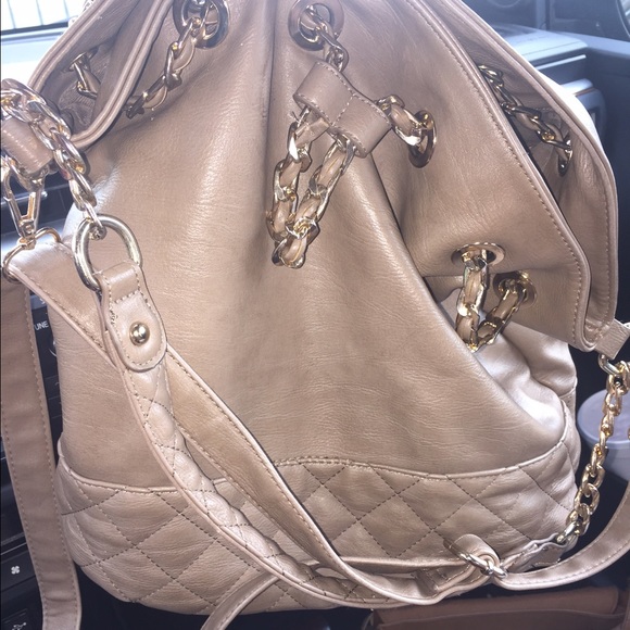 Bucket purse