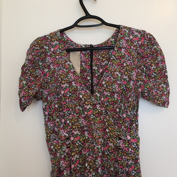 Floral Complot Dress - Picture 3 of 3
