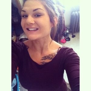 Meet your Posher, Annie