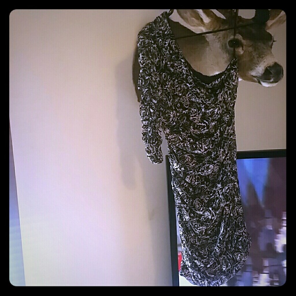 Dresses & Skirts - One shoulder cocktail dress