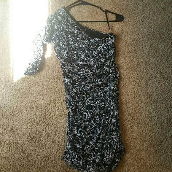 One shoulder cocktail dress - Picture 3 of 3
