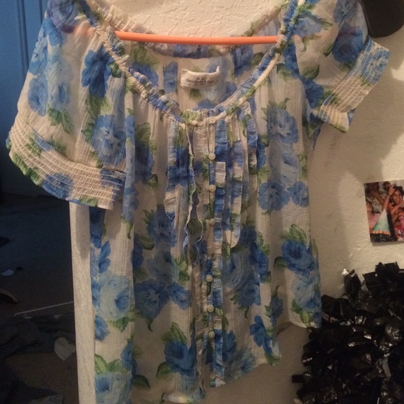 Floral top