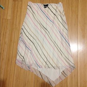 BCBG pastel skirt . 100% silk - 8
