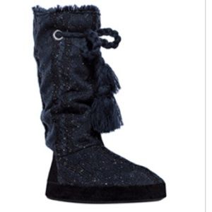 New Muk Luks Grace Knit Boots - Small (5/6)