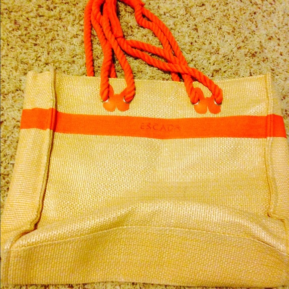 Escada tote