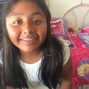 Meet your Posher, Daniela